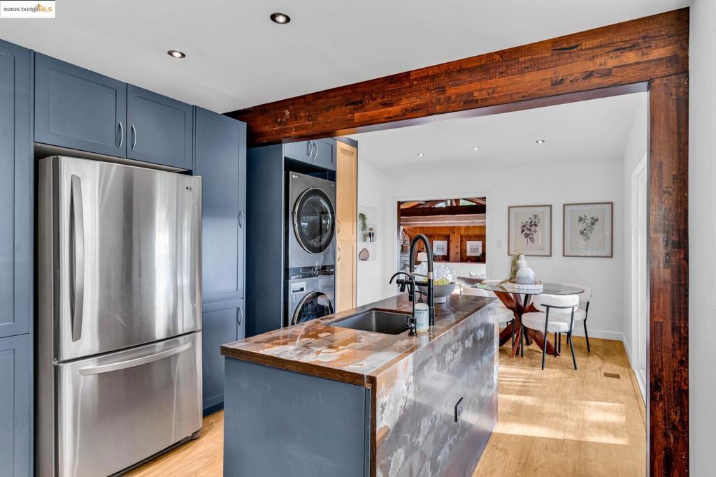 MONTCLAIR - Residential