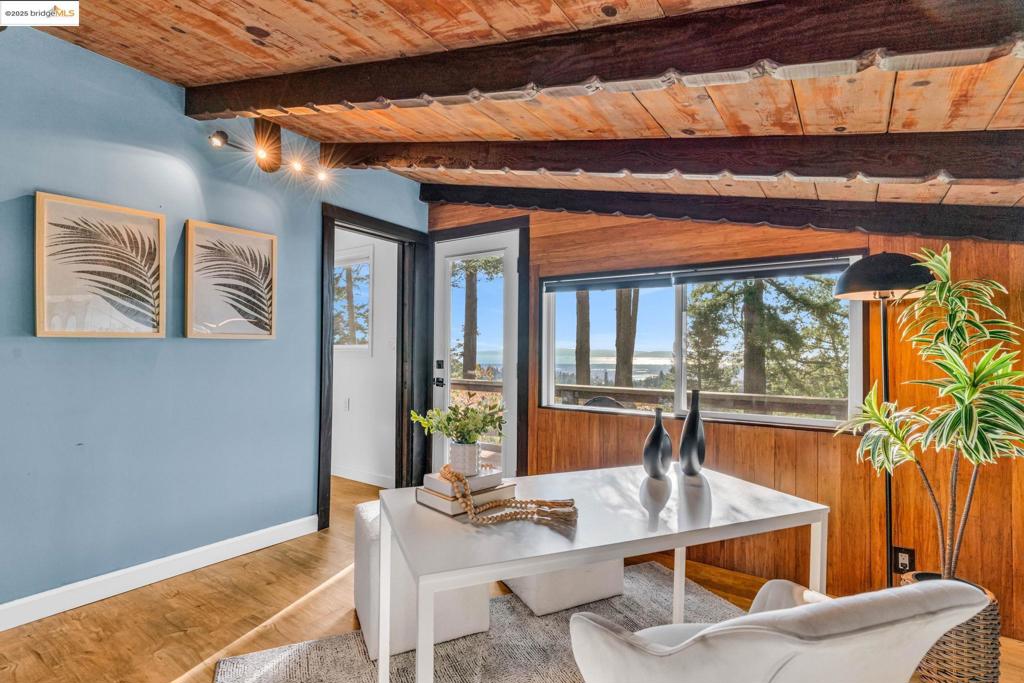 MONTCLAIR - Residential