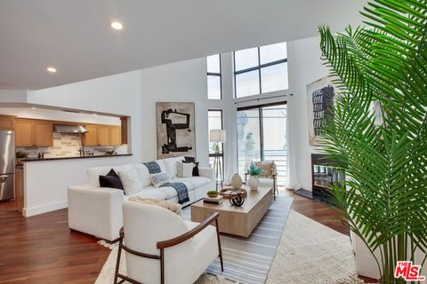 Photo of 12000 Goshen Avenue #107, Los Angeles, CA 90049 (MLS # 25573647)