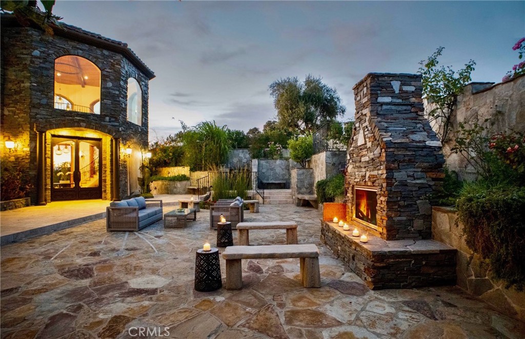 2695 Shady Ridge Lane