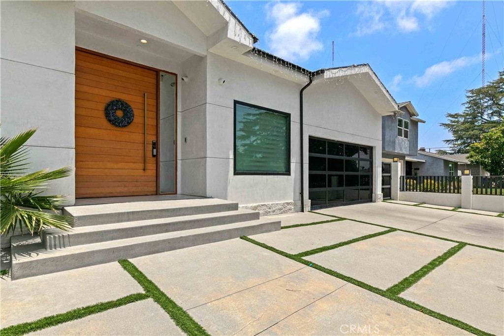 Properties 1 12815 Martha Street
