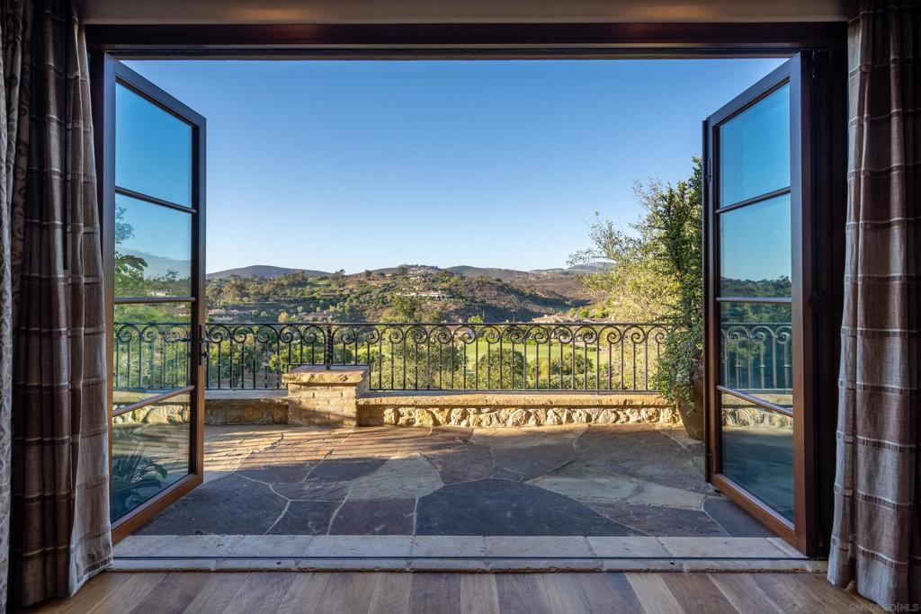 Rancho Santa Fe - Residential