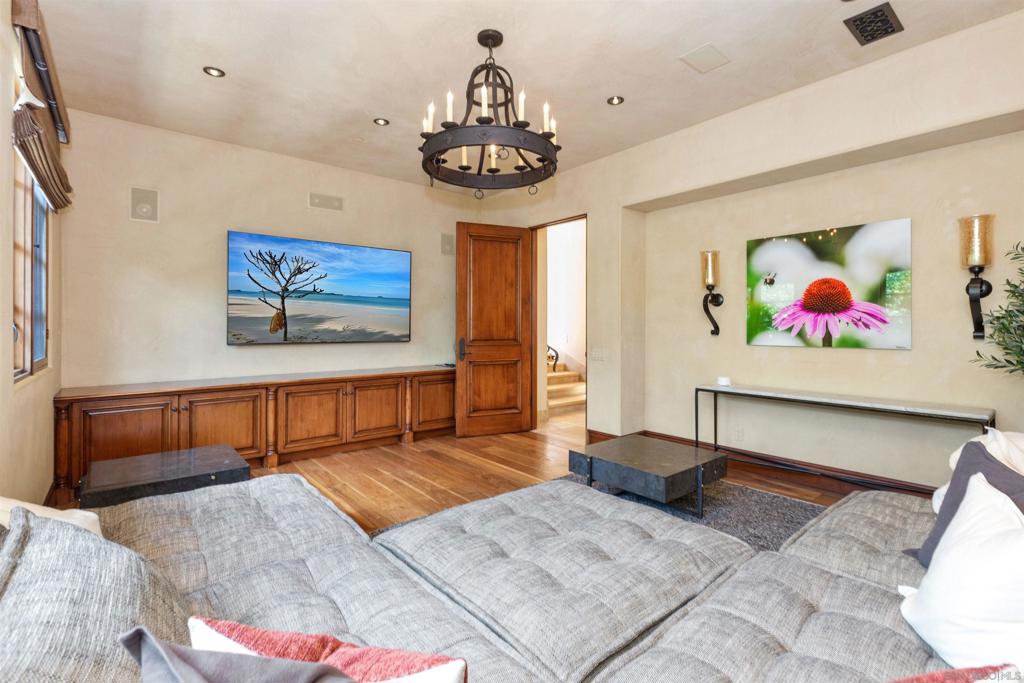 Rancho Santa Fe - Residential