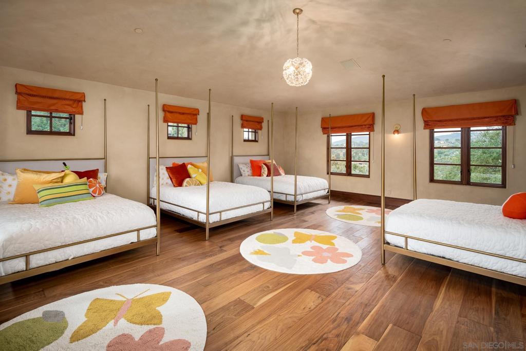 Rancho Santa Fe - Residential