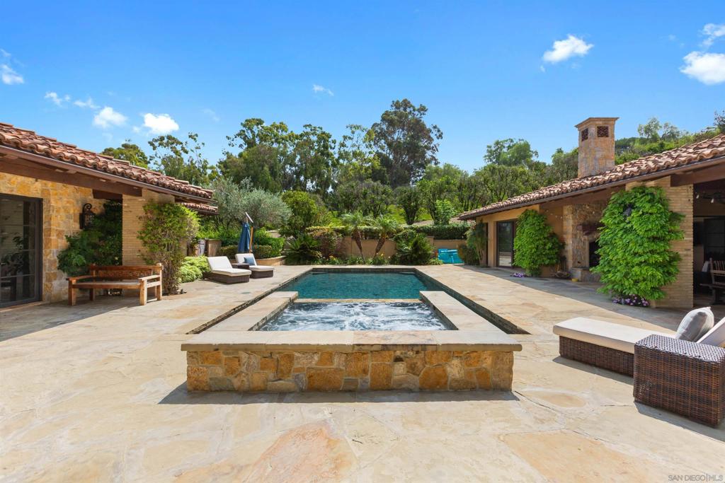 Rancho Santa Fe - Residential