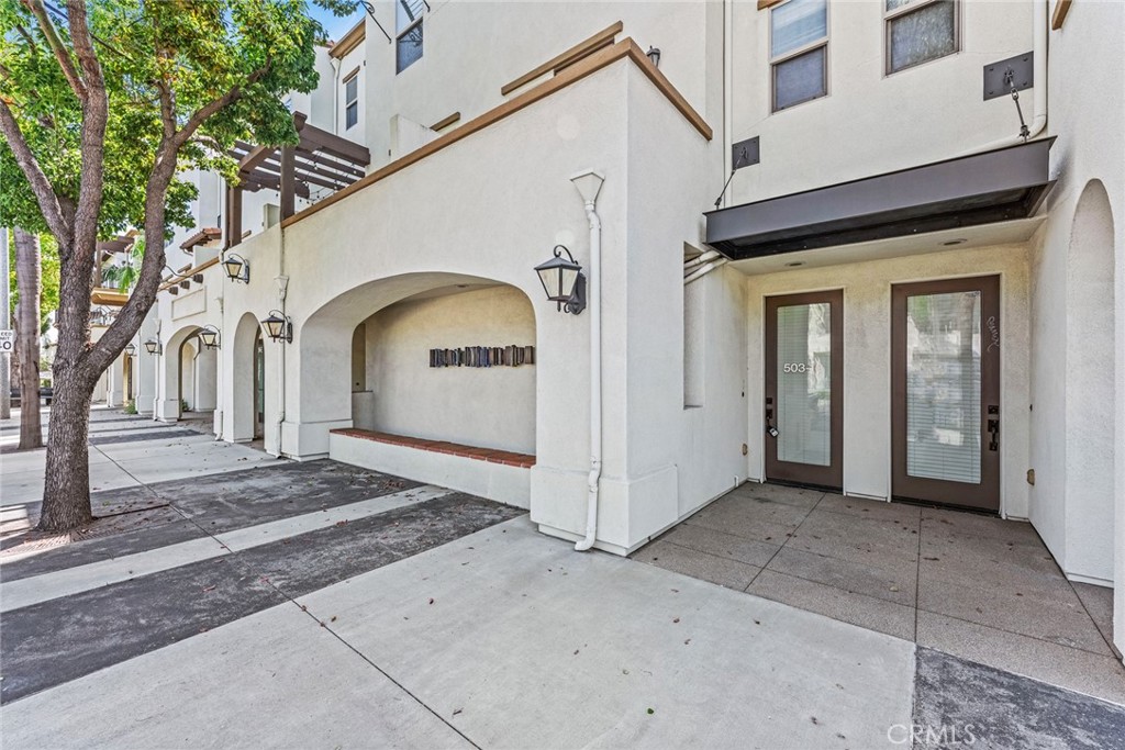 503 S Brea Boulevard 18