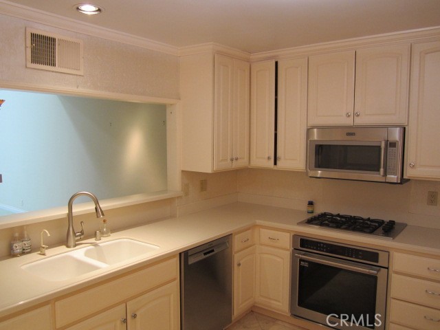 428 Champlain Drive
