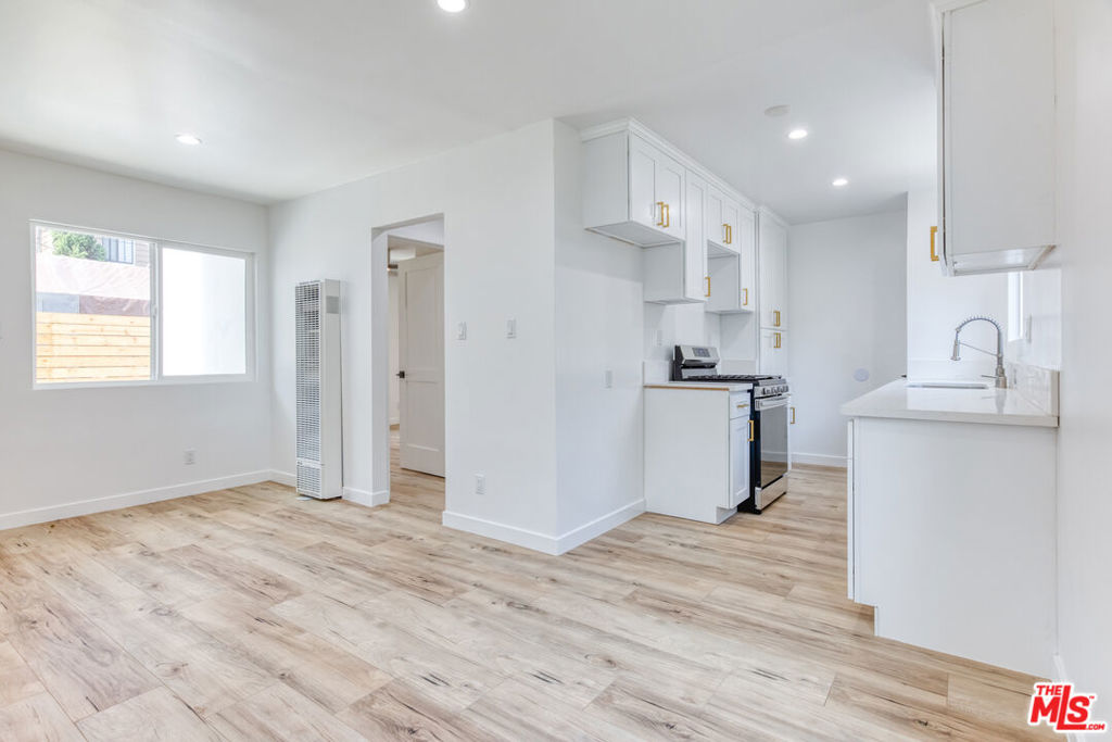 Fully remodeled home in one of LA's trendiest neighborhoods! Here's your rare chance to live in the vibrant and creative neighborhood of Frogtown/Elysian Valley. This beautiful modern home boasts an open layout, stainless steel appliances, in-unit washer/dryer and plenty of storage space. A community space tucked away in the back of the building offers a great retreat for enjoying a cup of coffee or having a get together with friends and family. Located just blocks from the LA River bike/jogging path, take the scenic route and enjoy the lush green nature and wildlife along the river bed. Take a break and pop over to La Colombe for a latte or to Just What I Kneaded for incredibly delicious vegan goodies. Enjoy other local favorites like Salazar, Spoke Cafe, Wax Paper, Frogtown Brewery and so much more. This home's prime location has easy access to all major freeways and is minutes away from Silverlake, Atwater Village, Highland Park and Downtown LA. Inquire now!