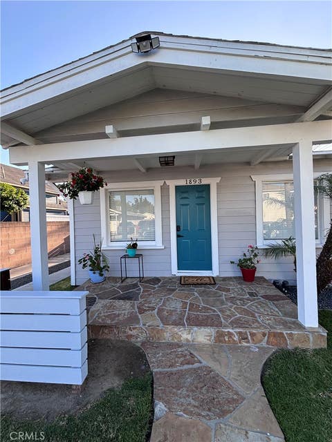 Photo of 1893 Saint Louis AVE, Signal Hill, CA 90755 (MLS # OC26168387)