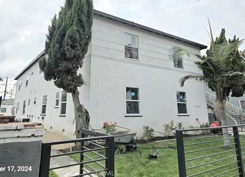 Photo of 8524 Beverlywood St, Los Angeles, CA 90034 (MLS # DW26089912)