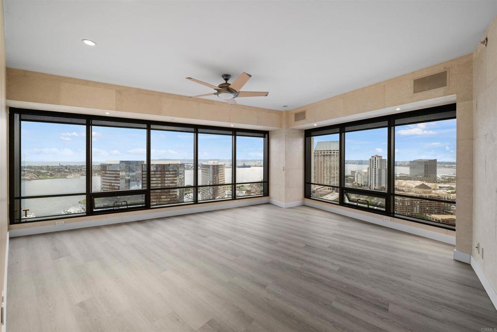 100 Harbor Drive 3004