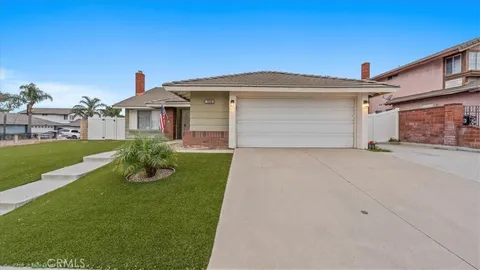 7550 Periwinkle Drive, Fontana, CA 92336 - MLS#: CV25280003