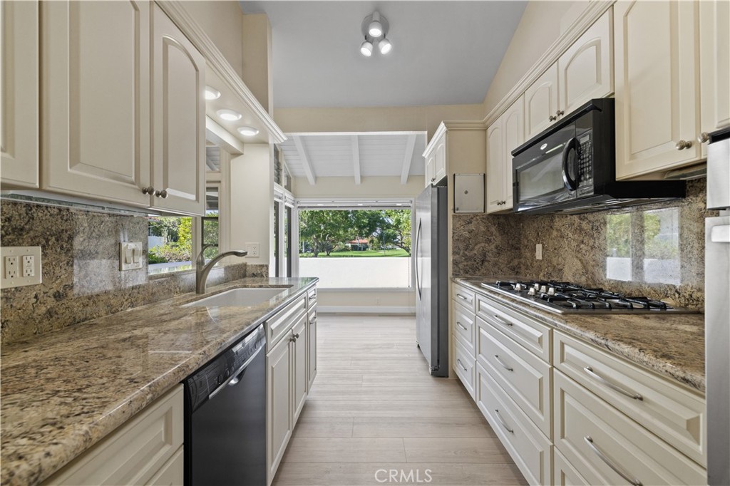 Bluffs Original (BORI) - Residential Lease