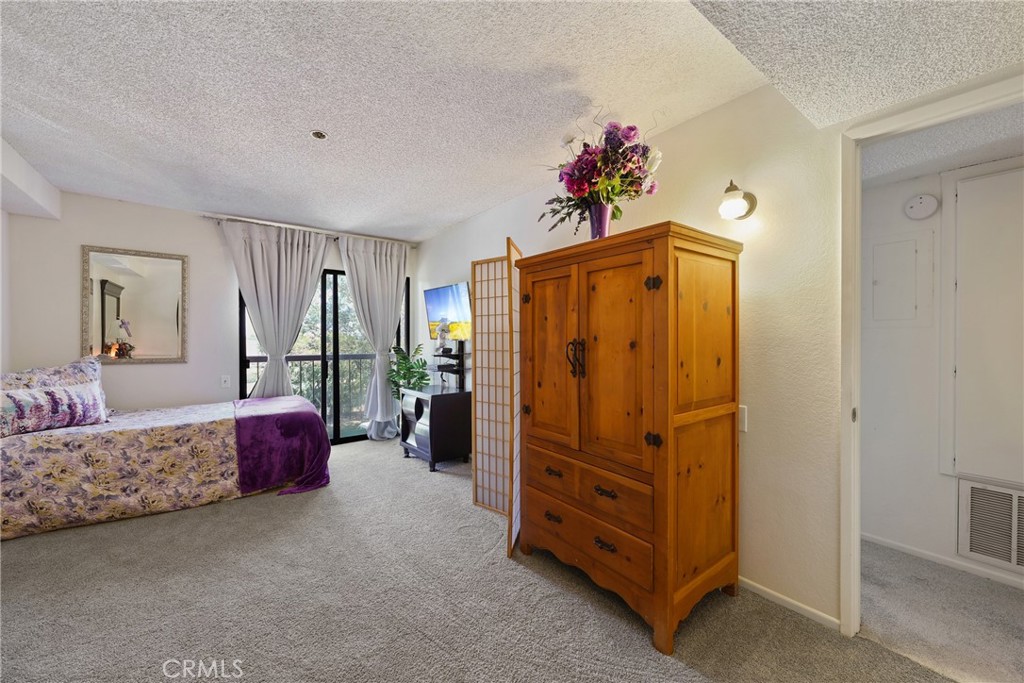13601 Del Monte Dr 73
