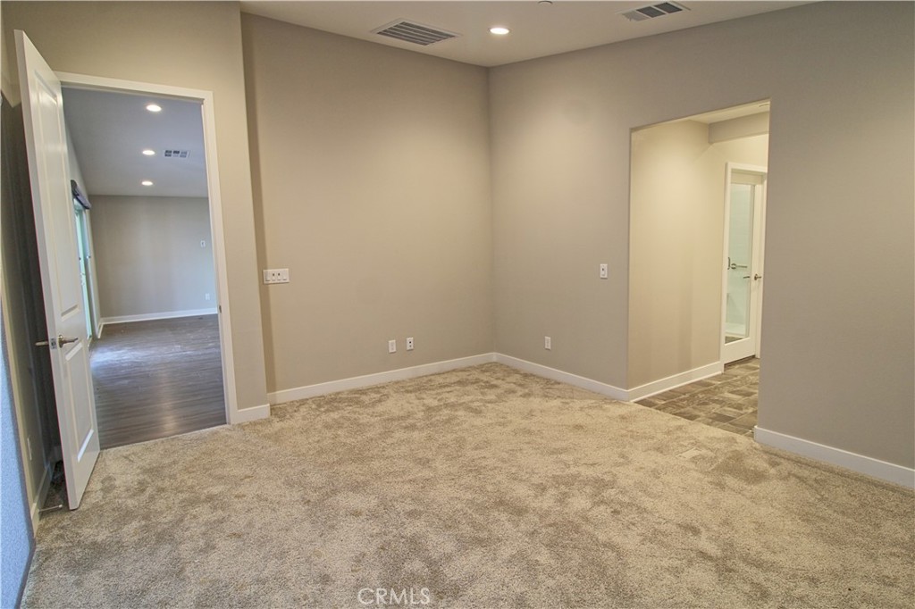 Altis - Residential Lease