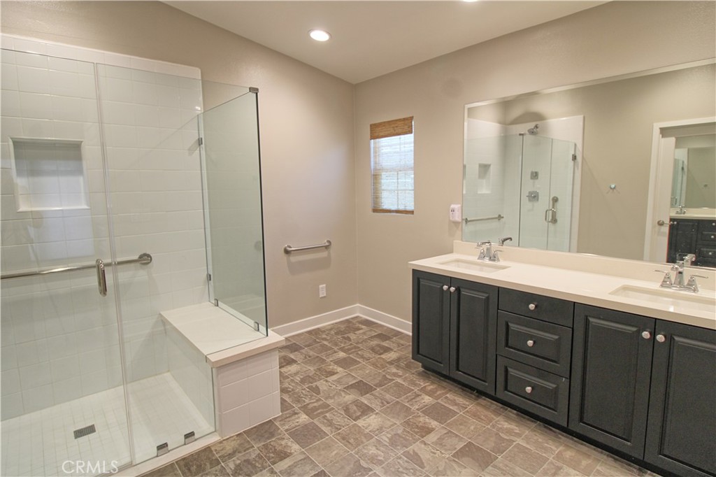 Altis - Residential Lease