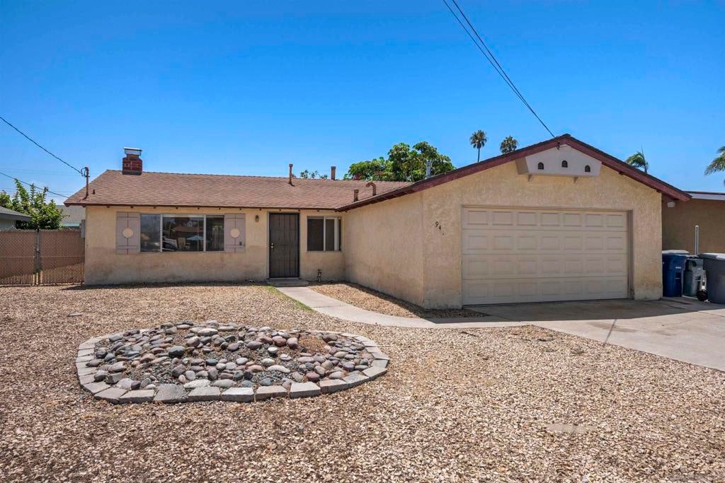 941 Grove Ave
