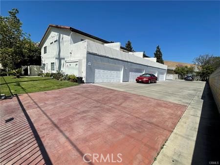 YOU WON'T MISS Excellent investment opportunity!!! Rare Opportunity to Own A Fourplex, Townhouse Style, Built in 2001, Located At Prime Little SaiGon Area; 3 Units: 2 Beb/ 2 Bath; 1 Unit: 1 Bed/2 Bath, Plus a Den Can Convert to A Powder Room or An Office 2 Car Garage Direct Access , Washer & Dryer Hooked Up For Each Unit. Red Tile Roof, Central Heat & AC. Please, DO NOT DISTURB THE OCCUPANTS. Easy Access to 22, 405 Free Way; less than 15 minute to Disney Land & Beaches.