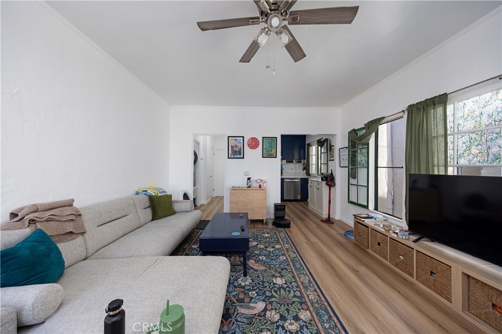 28 Argonne Avenue