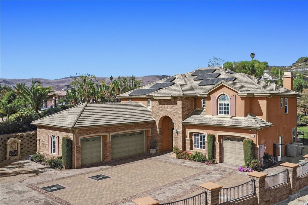 Photo of 21350 Casino Ridge RD, Yorba Linda, CA 92887 (MLS # OC26202838)