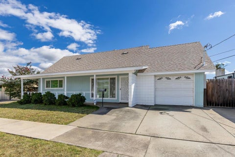 Photo of 643 Hillward St. ST, Escondido, CA 92027 (MLS # NDP2605172)