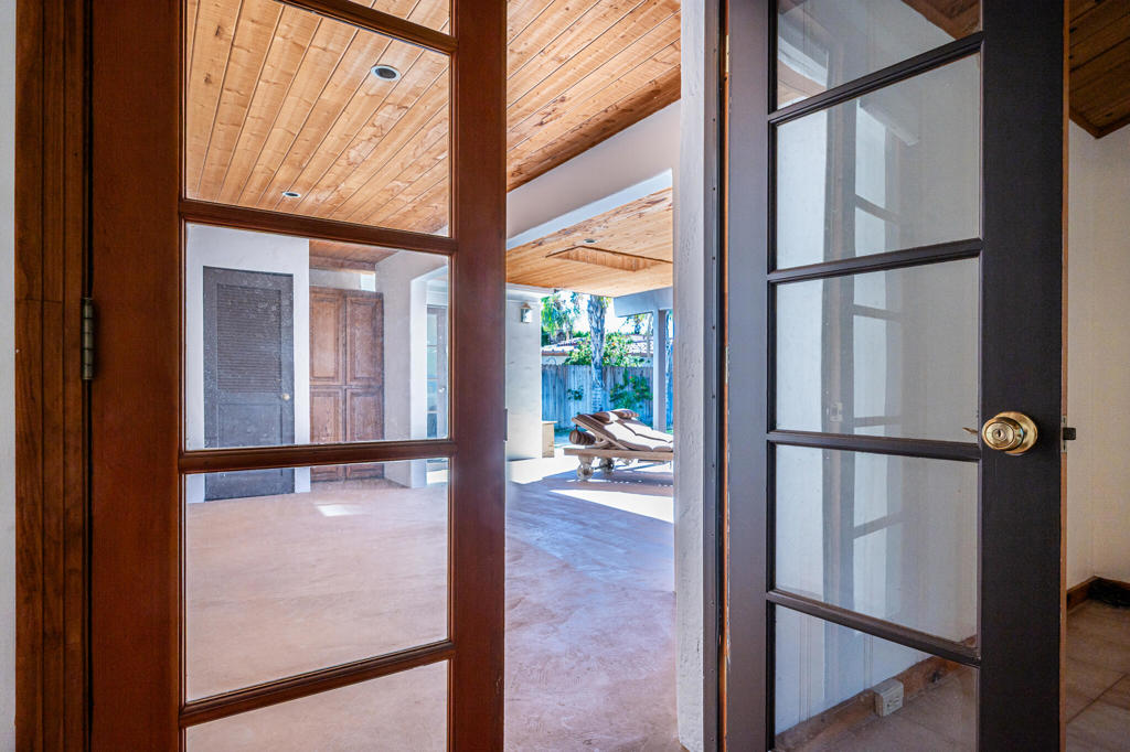 Movie Colony East - Residential