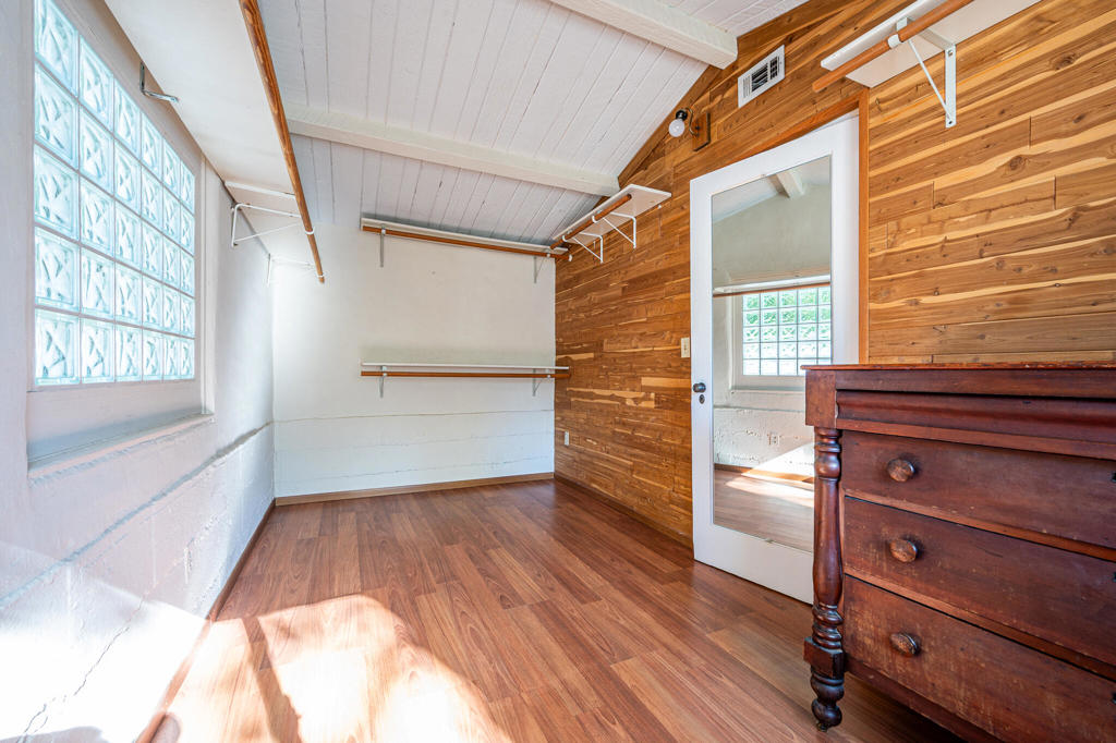 Movie Colony East - Residential