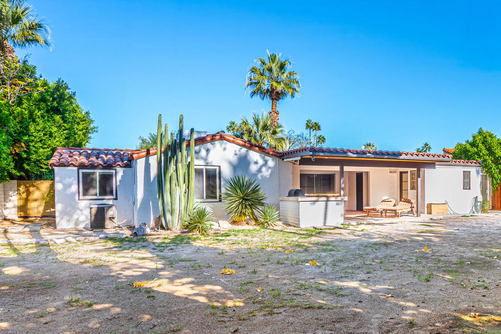 Movie Colony East - Residential