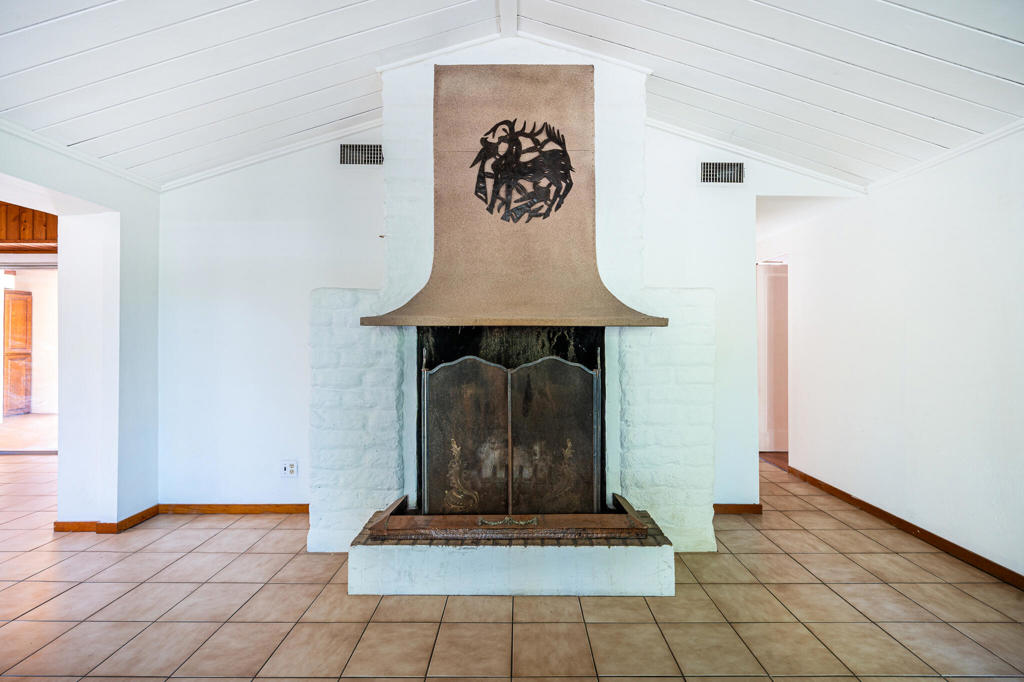 Movie Colony East - Residential