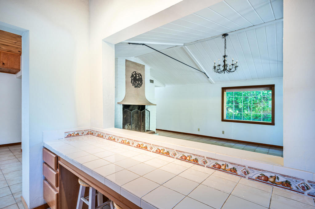 Movie Colony East - Residential