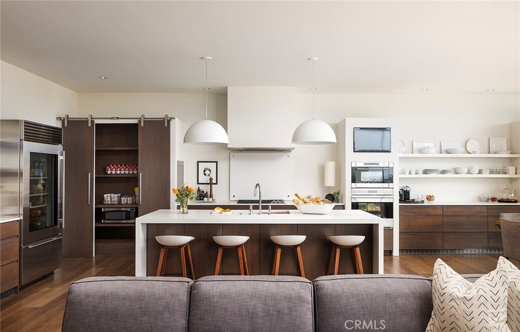 Irvine Terrace (IRVT) - Residential