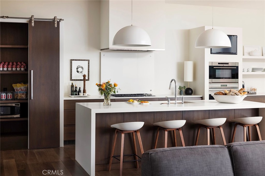 Irvine Terrace (IRVT) - Residential