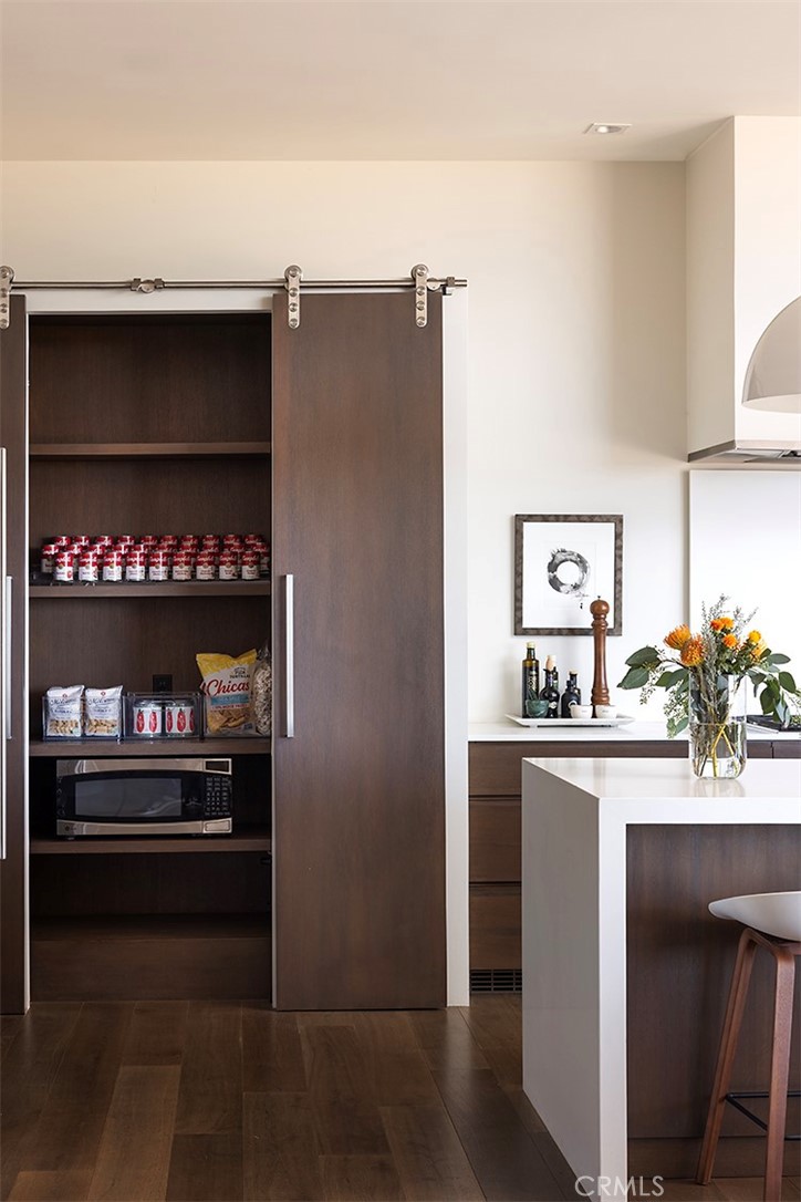 Irvine Terrace (IRVT) - Residential