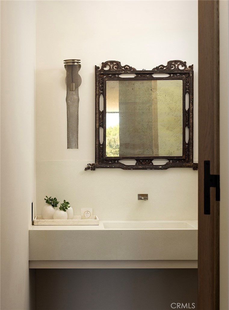 Irvine Terrace (IRVT) - Residential