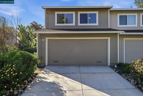 Photo of 4852 Starflower Dr, Martinez, CA 94553 (MLS # 41127022)