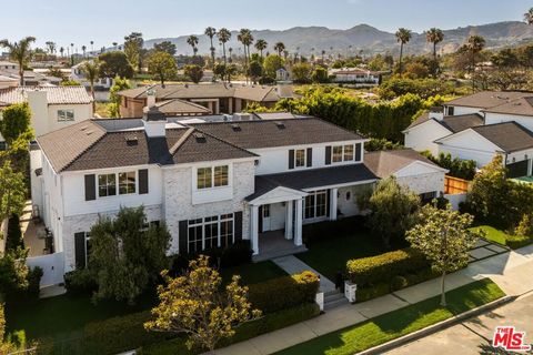 Photo of 557 Chapala Drive, Pacific Palisades, CA 90272 (MLS # 26836801)
