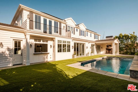 Photo of 557 Chapala Drive, Pacific Palisades, CA 90272 (MLS # 26836801)