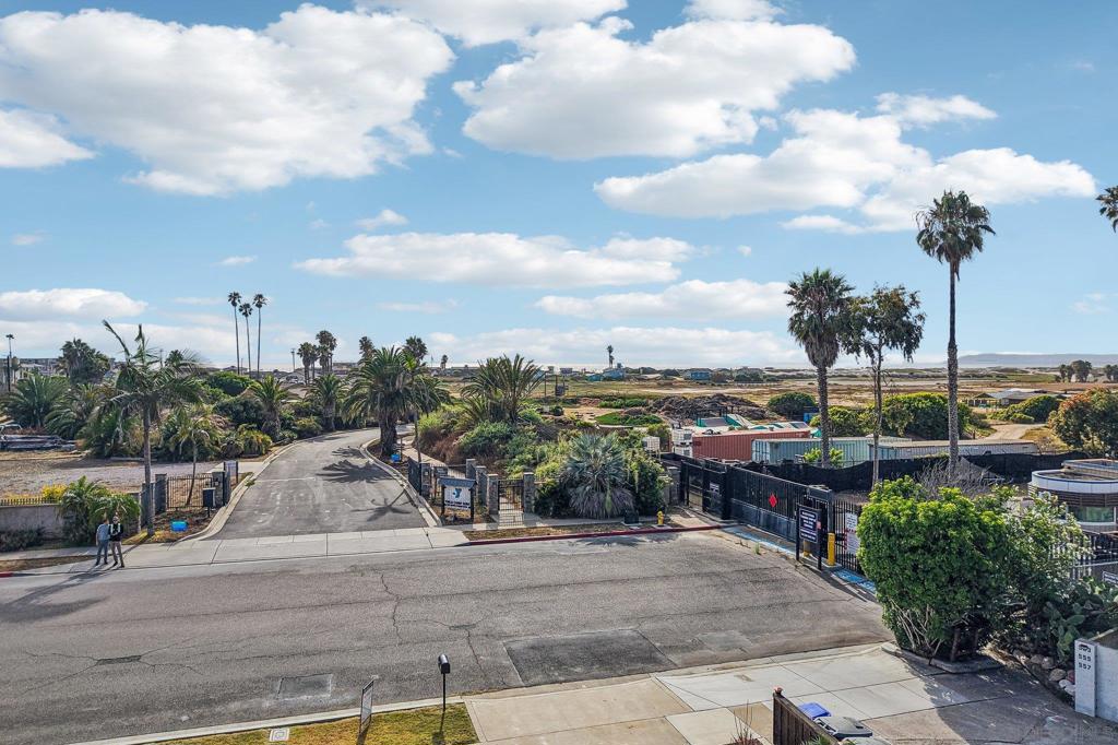 559 Silver Strand Blvd