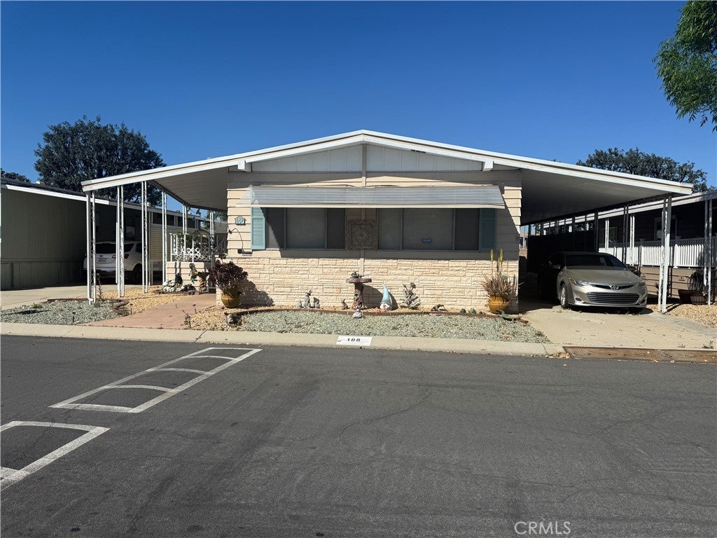 27601 Sun City 188