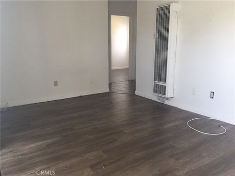 Tiny photo for 150 E 57th Street #3, Long Beach, CA 90805 (MLS # PV25152664)