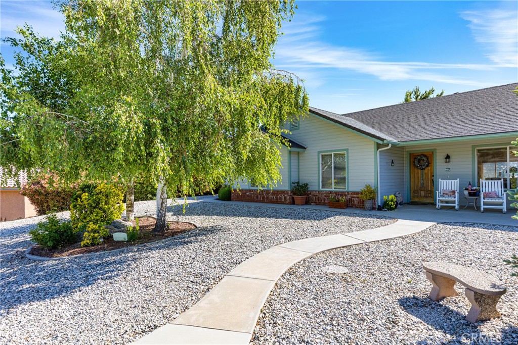 23220 Lakeview Drive