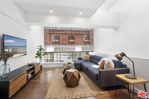 Photo of 940 E 2nd Street #17, Los Angeles, CA 90012 (MLS # 26102026)