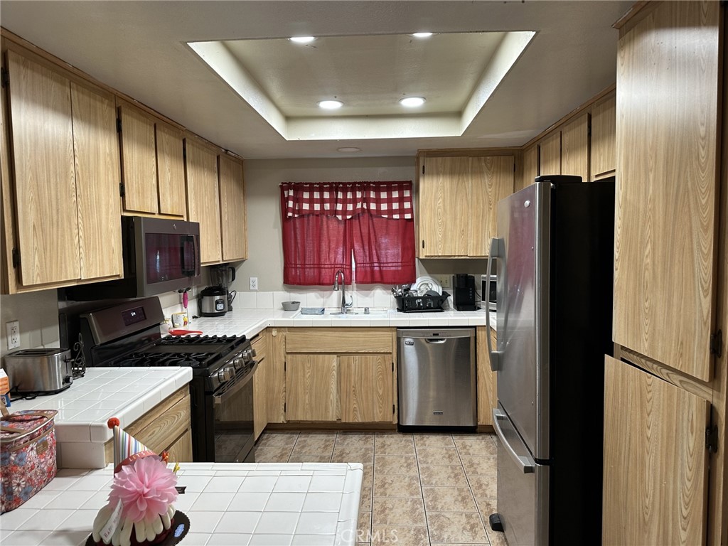 4186 Rexford Drive