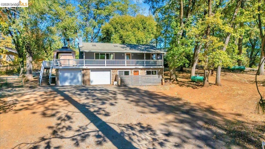 5827 Lookout Ct