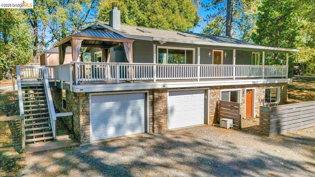 5827 Lookout Ct