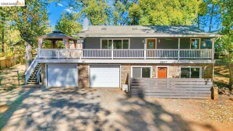 Photo of 5827 Lookout Ct, CA 95233 (MLS # 41151394)