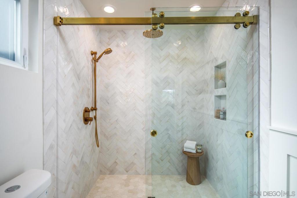 Mission Hills - Residential