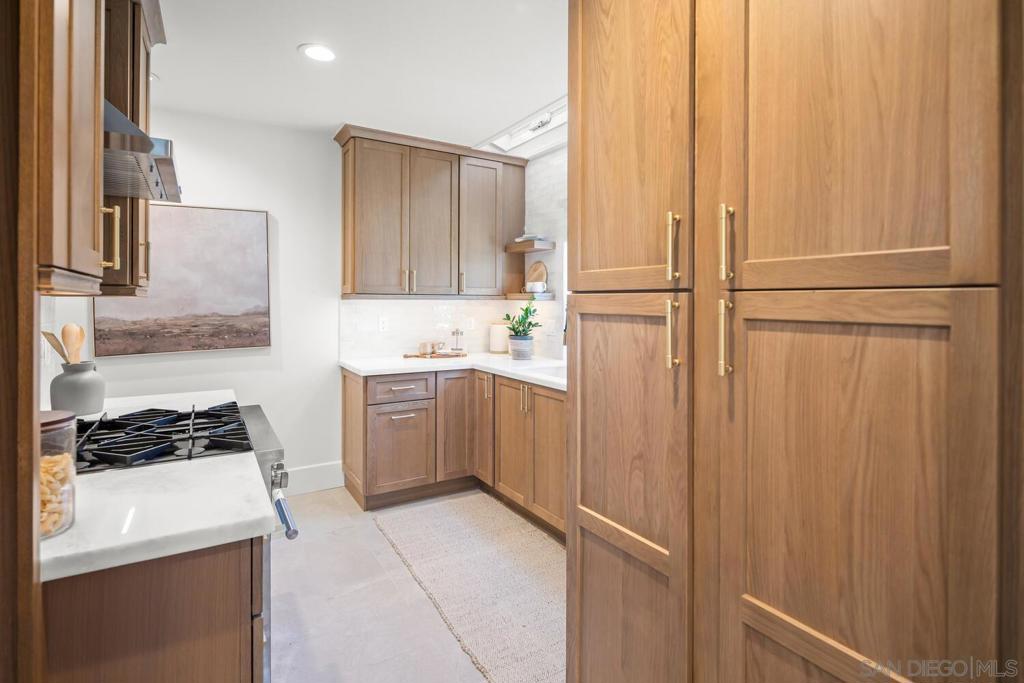 Mission Hills - Residential