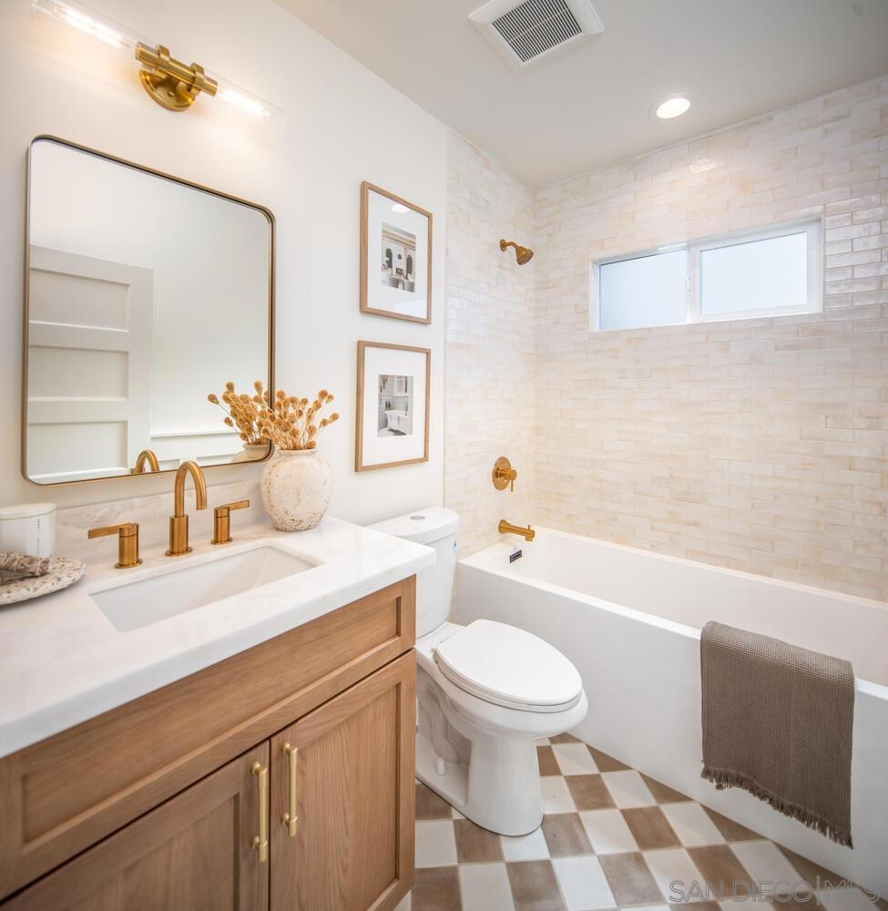 Mission Hills - Residential