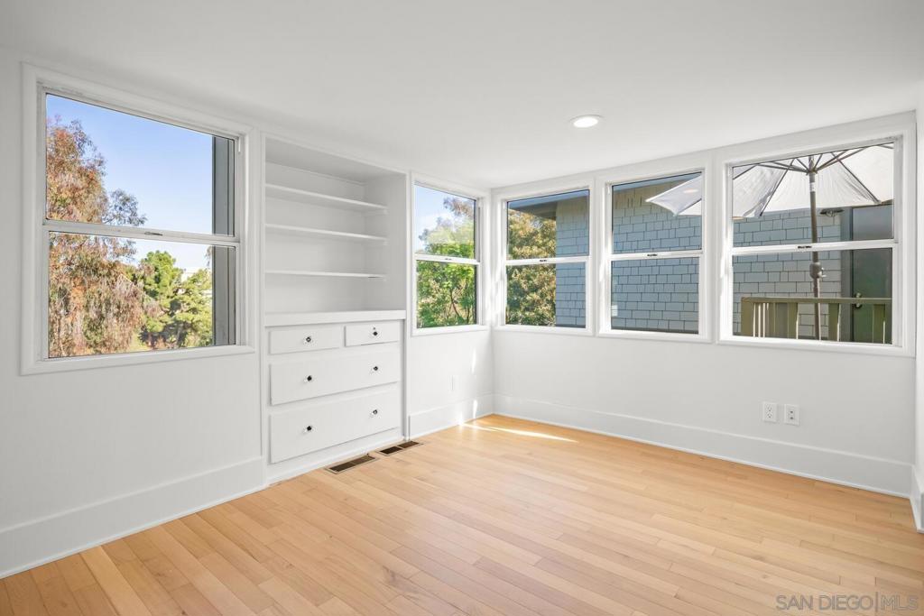 Mission Hills - Residential